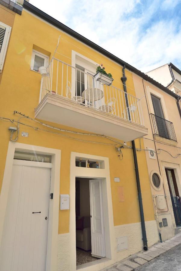 Ragusa Exclusive Flat With Terrace & Bbq Luaran gambar